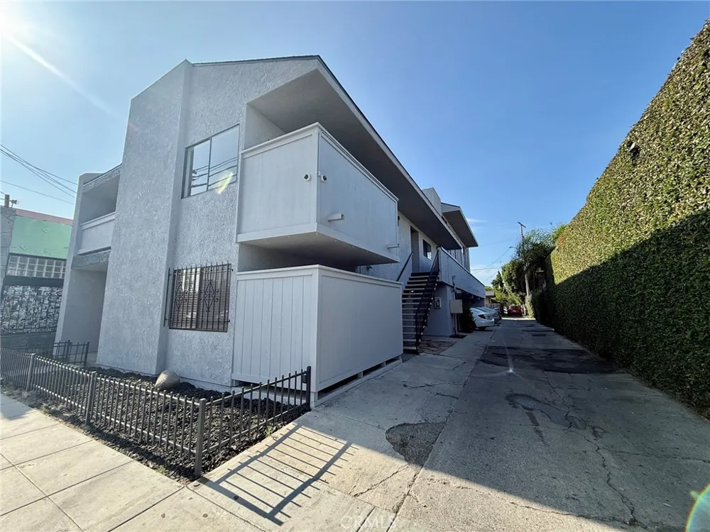 2204 E 4th #2 Long Beach, CA 90814