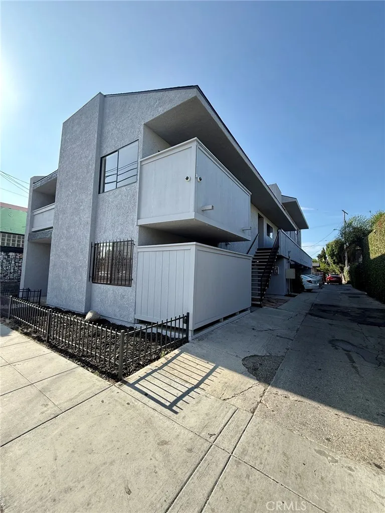 2204 E 4th #2 Long Beach, CA 90814
