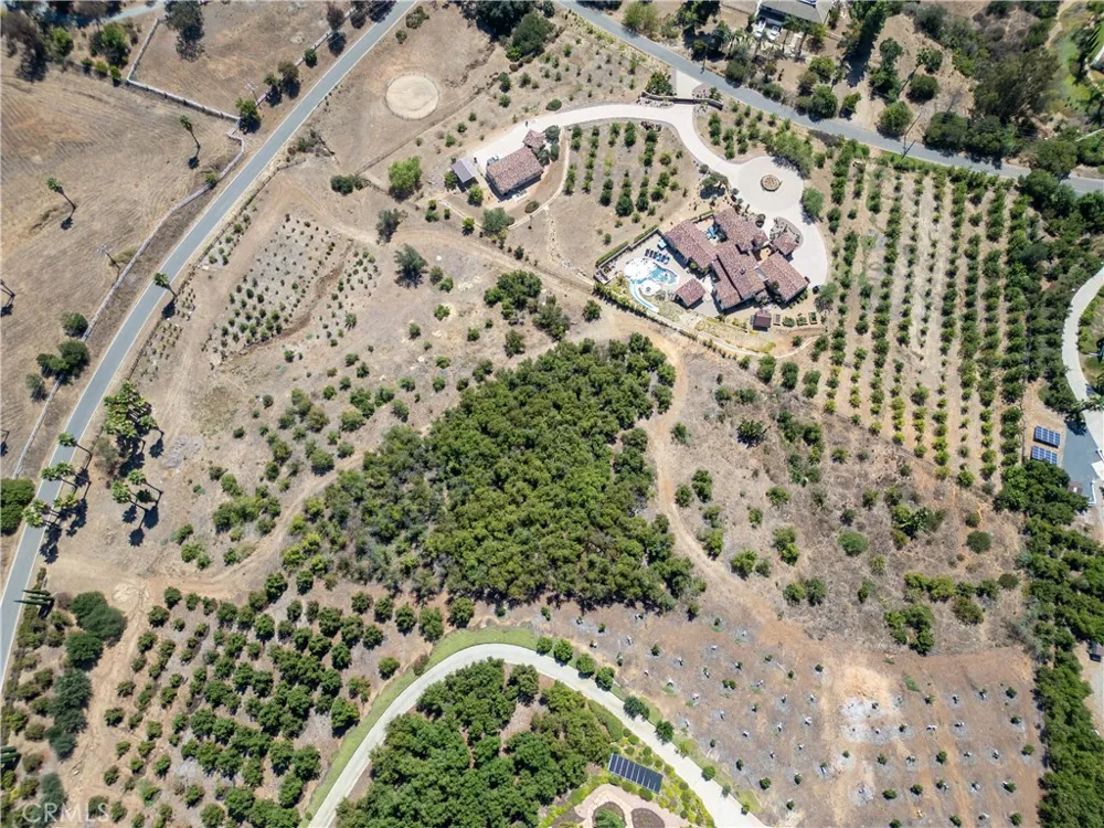 Via Vaquero Temecula, CA 92590
