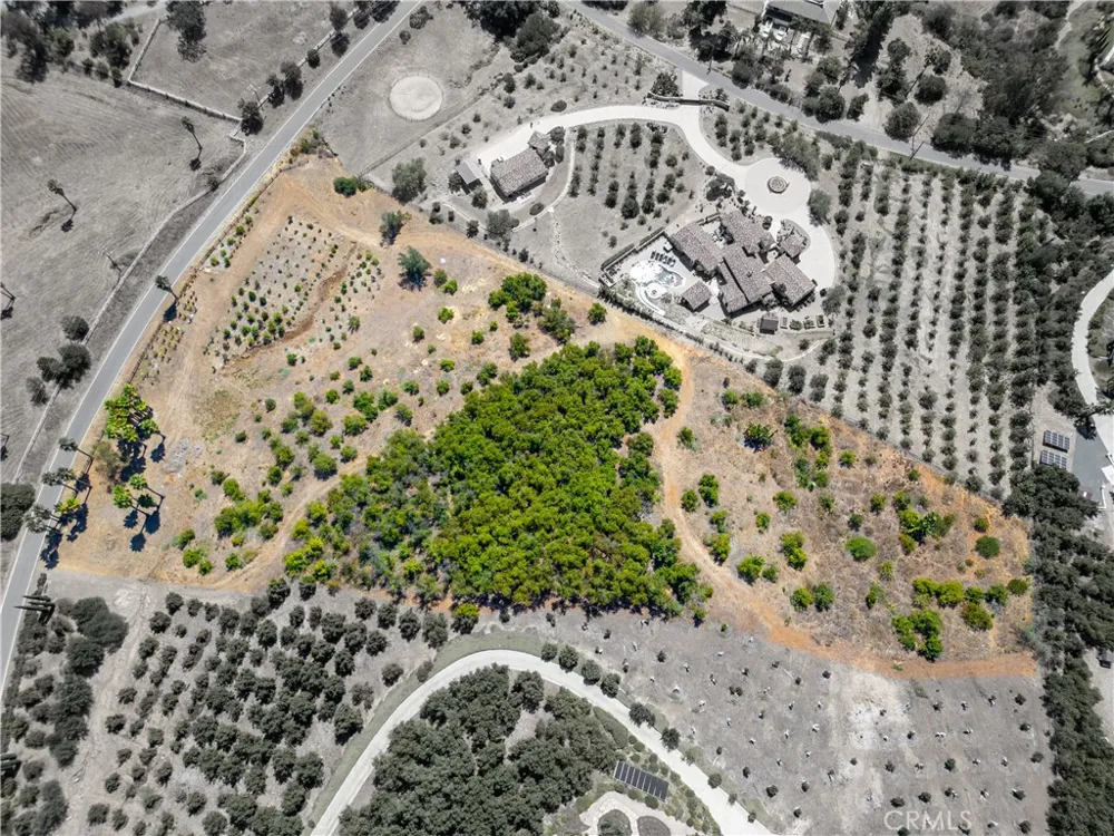 Via Vaquero Temecula, CA 92590