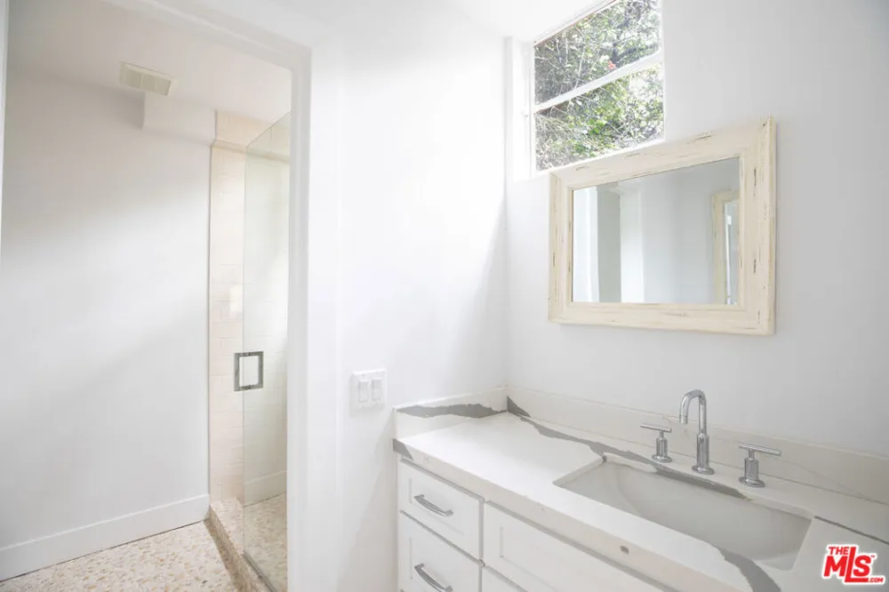 29233 Heathercliff Road #3 Malibu, CA 90265