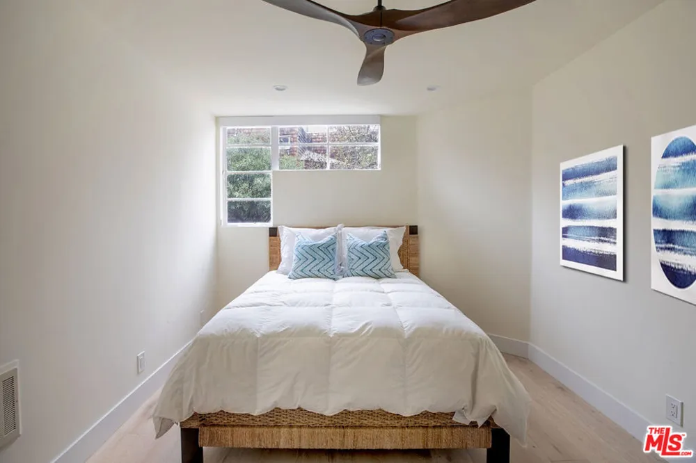 29233 Heathercliff Road #3 Malibu, CA 90265