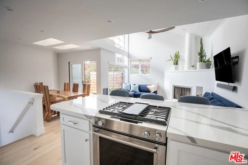 29233 Heathercliff Road #3 Malibu, CA 90265