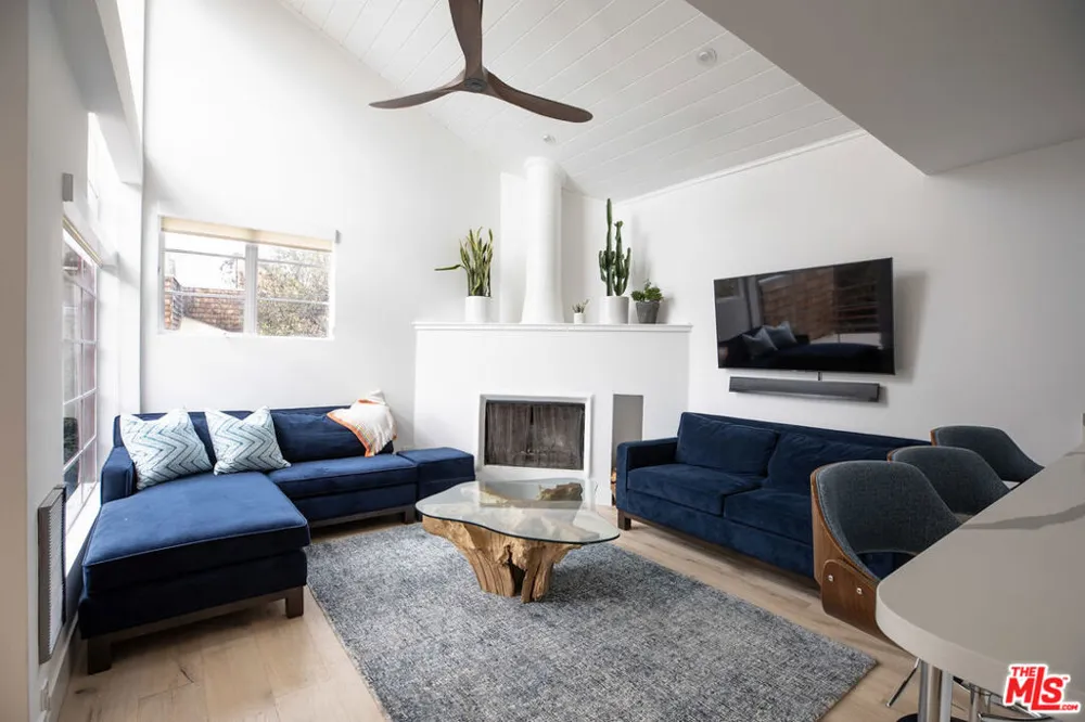 29233 Heathercliff Road #3 Malibu, CA 90265