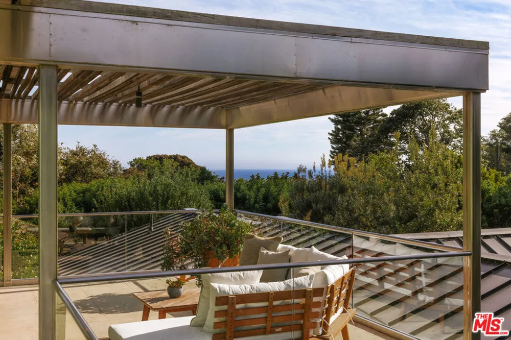 6000 Philip Avenue Malibu, CA 90265