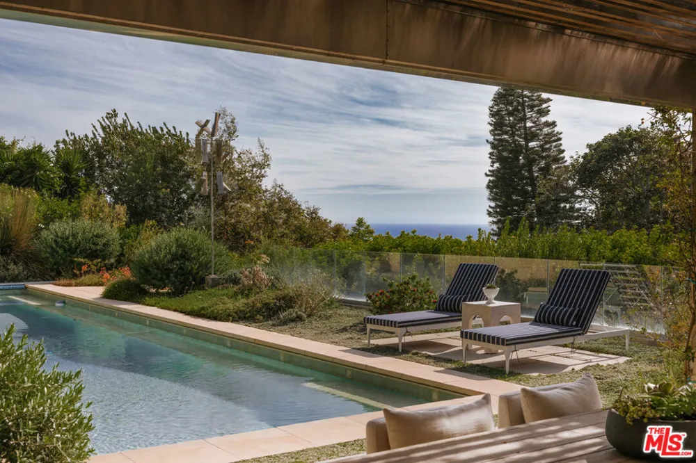 6000 Philip Avenue Malibu, CA 90265