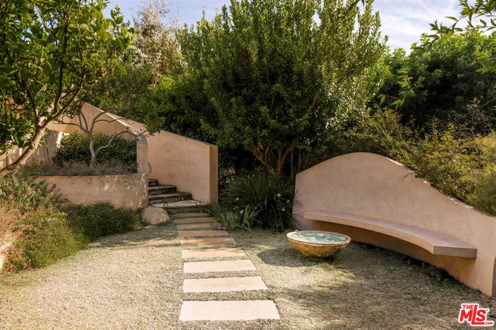 6000 Philip Avenue Malibu, CA 90265