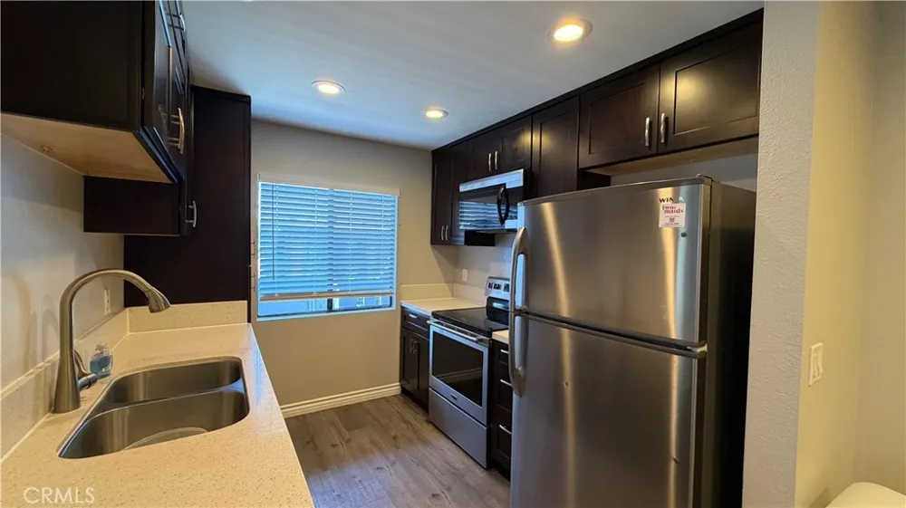 3028 W Cheryllyn Anaheim, CA 92804