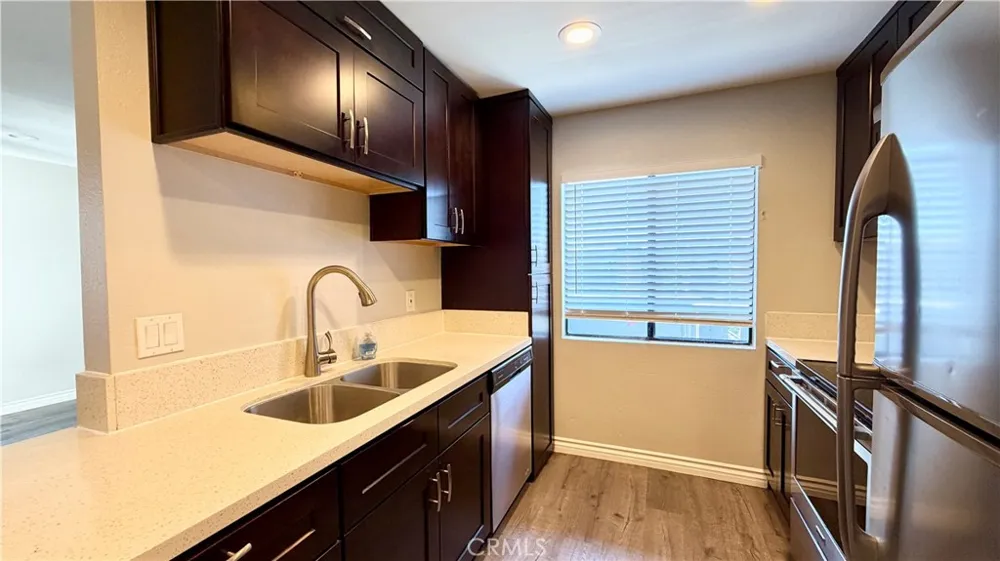 3028 W Cheryllyn Anaheim, CA 92804