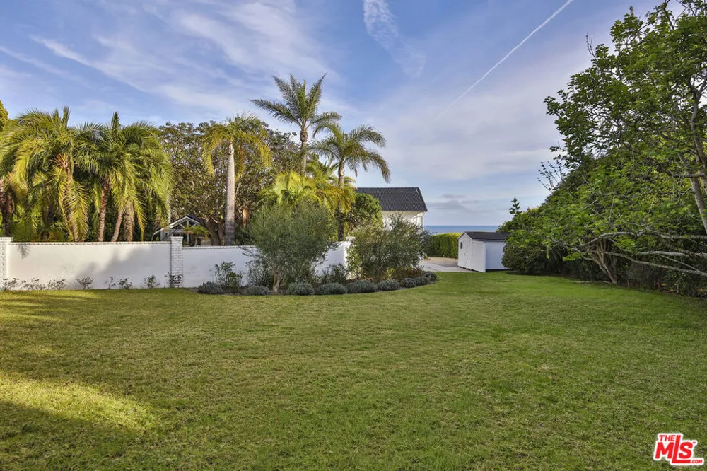 29225 Cliffside Drive Malibu, CA 90265