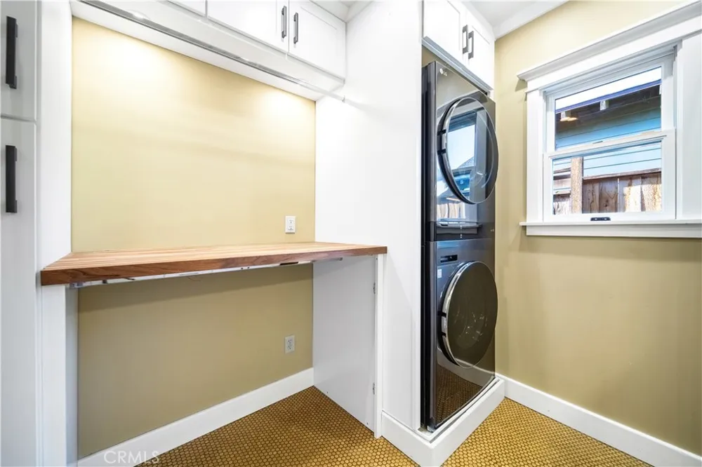 132 Sunset Monrovia, CA 91016