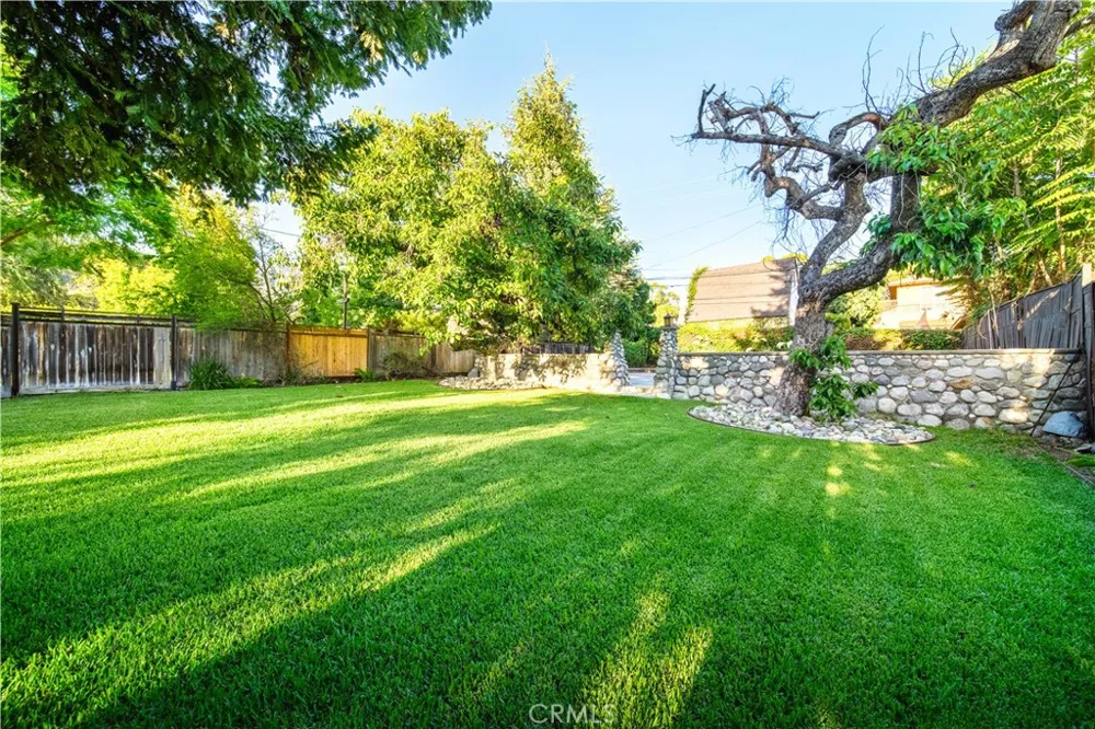 132 Sunset Monrovia, CA 91016