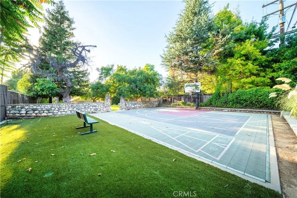 132 Sunset Monrovia, CA 91016