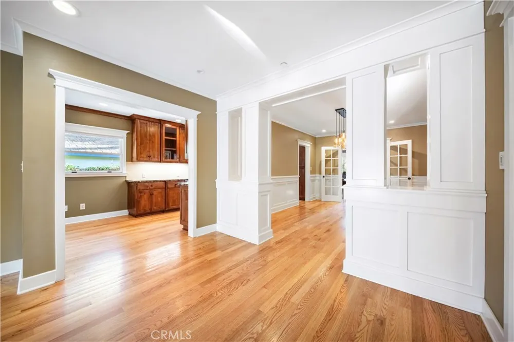 132 Sunset Monrovia, CA 91016