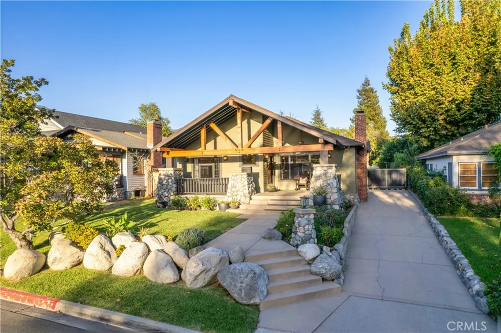 132 Sunset Monrovia, CA 91016