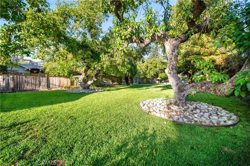 132 Sunset Monrovia, CA 91016