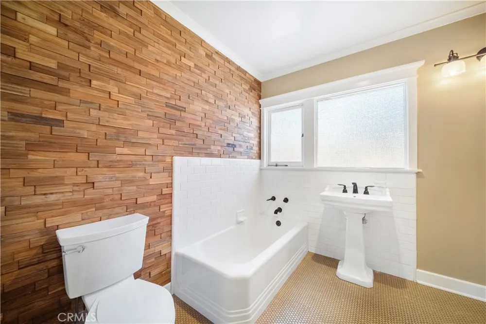 132 Sunset Monrovia, CA 91016