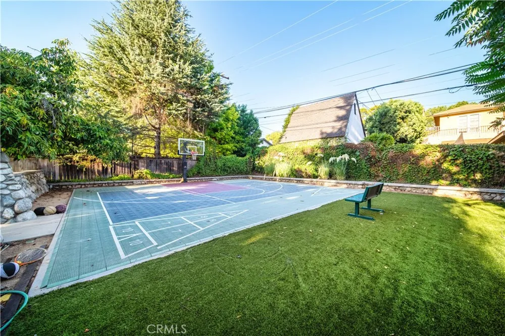 132 Sunset Monrovia, CA 91016