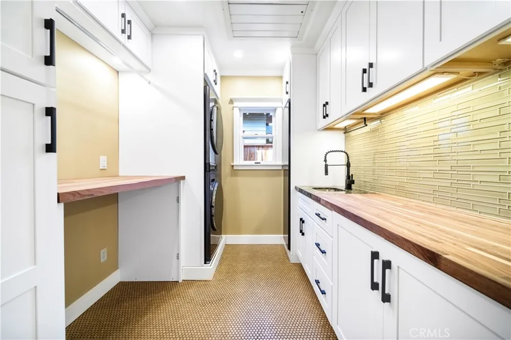 132 Sunset Monrovia, CA 91016