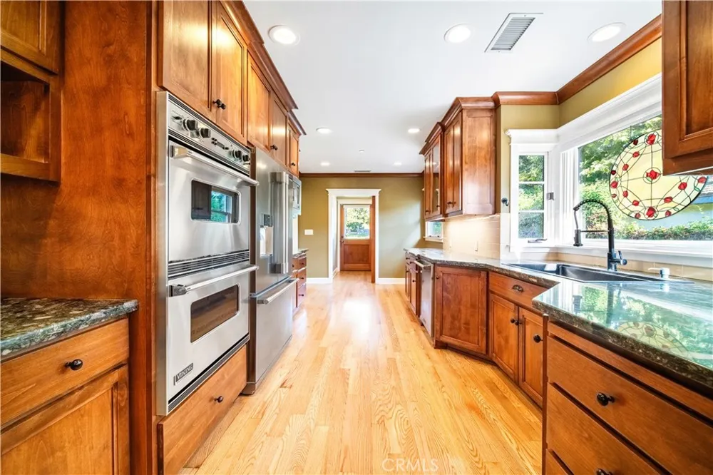 132 Sunset Monrovia, CA 91016
