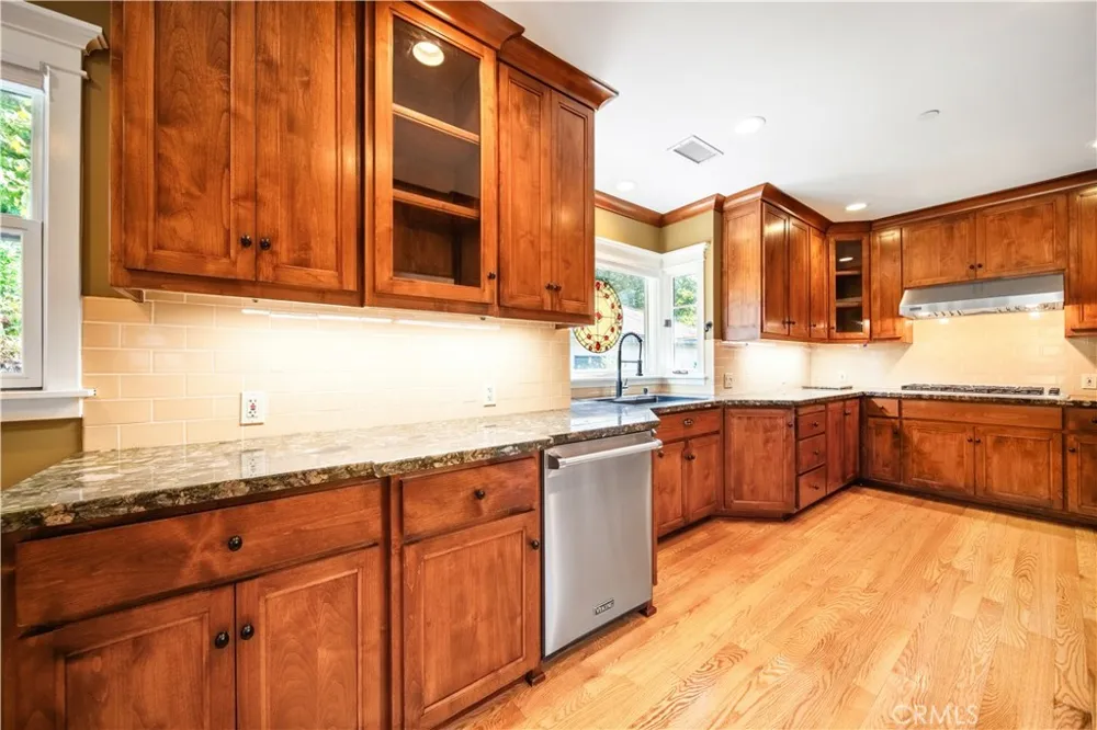 132 Sunset Monrovia, CA 91016