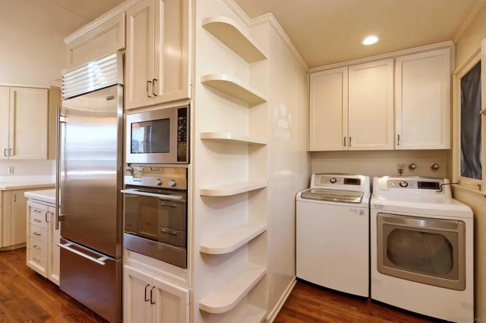 7755 Ludington Place La Jolla, CA 92037