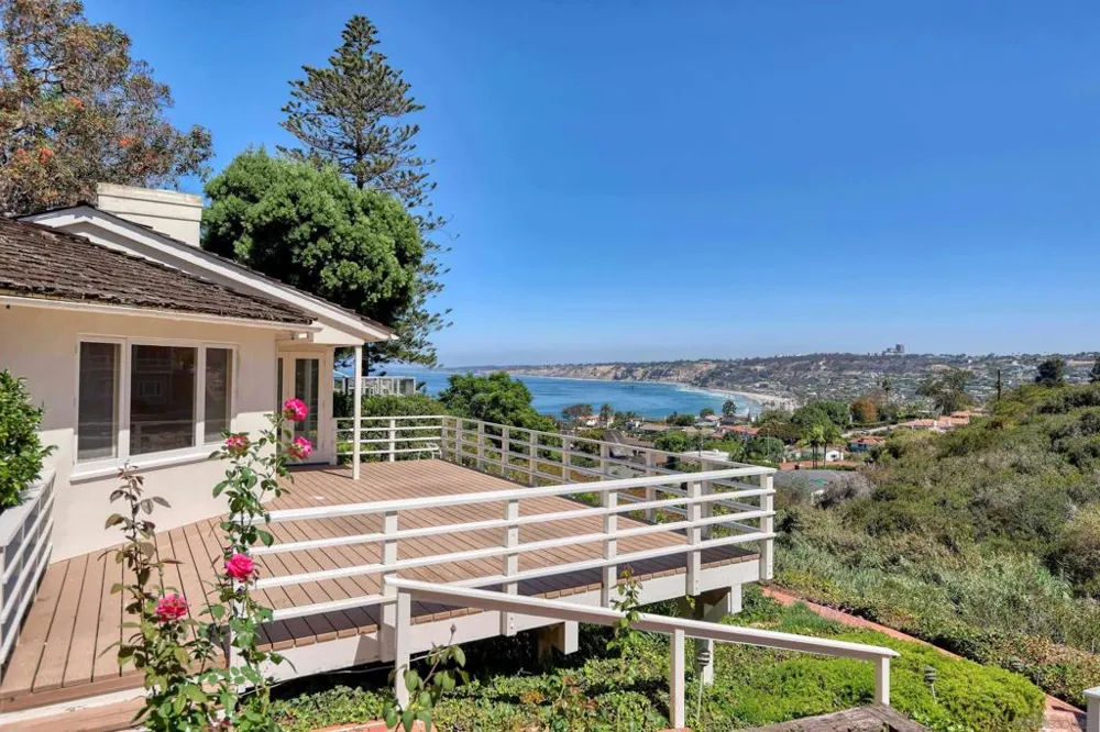7755 Ludington Place La Jolla, CA 92037