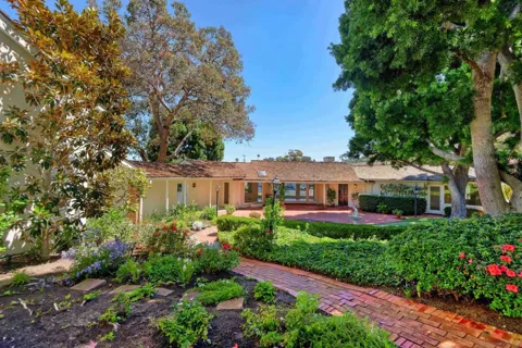 7755 Ludington Place