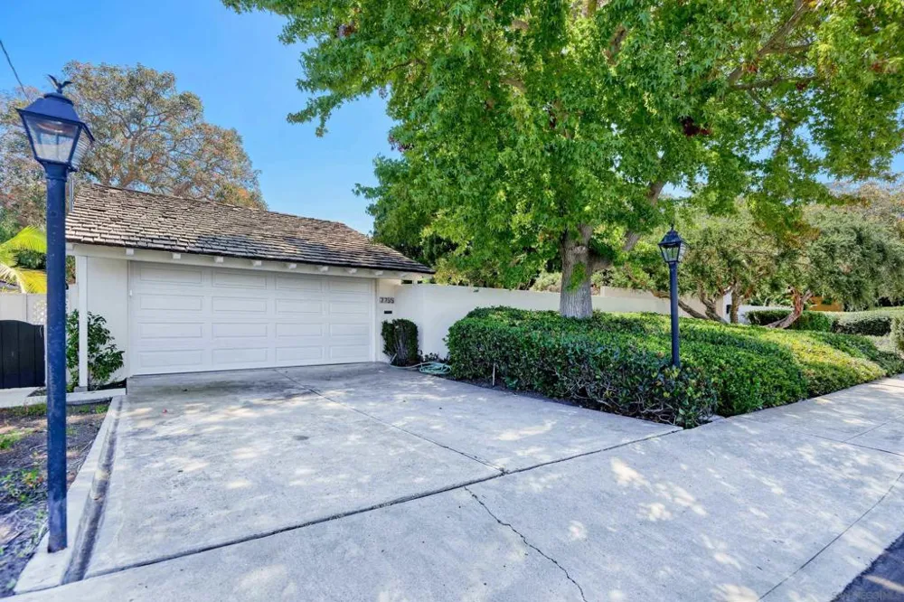 7755 Ludington Place La Jolla, CA 92037