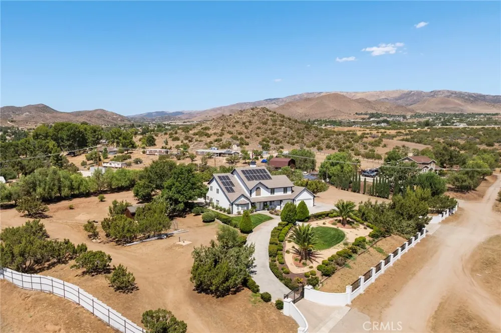 32223 Falcongate Avenue Acton, CA 93510