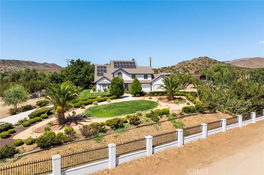 32223 Falcongate Avenue Acton, CA 93510
