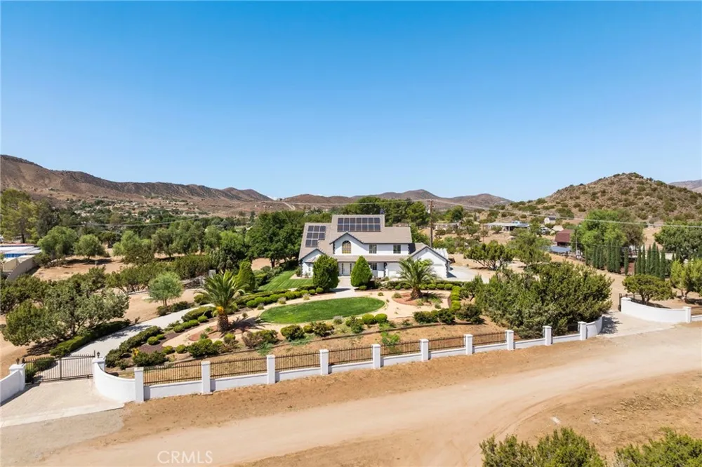 32223 Falcongate Avenue Acton, CA 93510