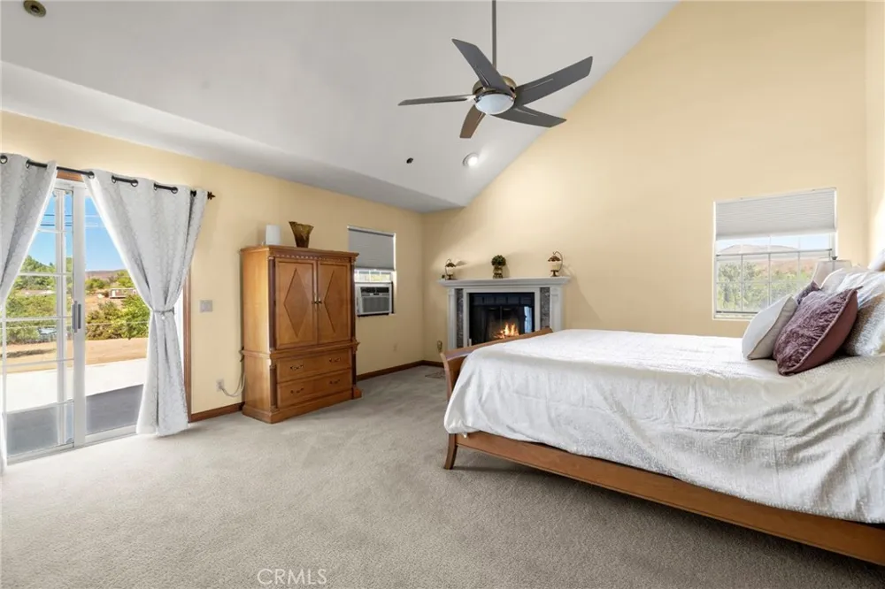 32223 Falcongate Avenue Acton, CA 93510