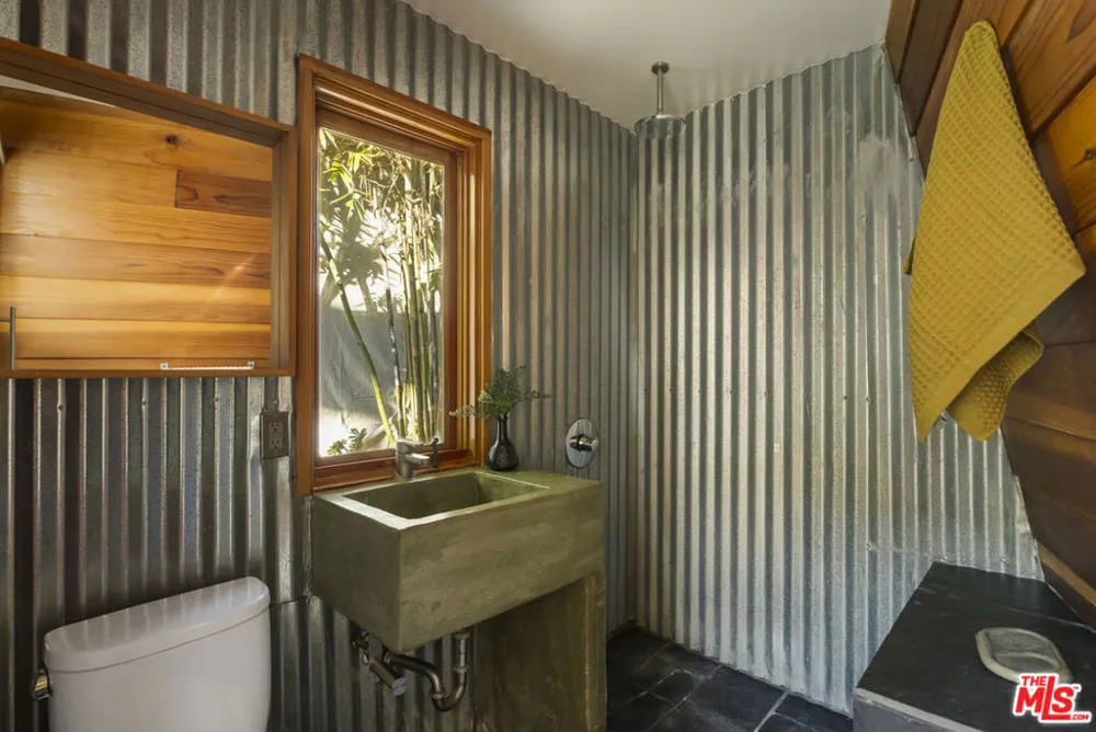1632 Maltman Avenue Los Angeles, CA 90026