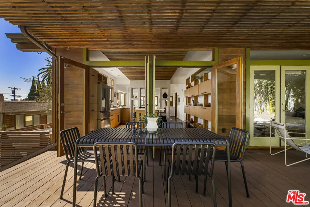 1632 Maltman Avenue Los Angeles, CA 90026