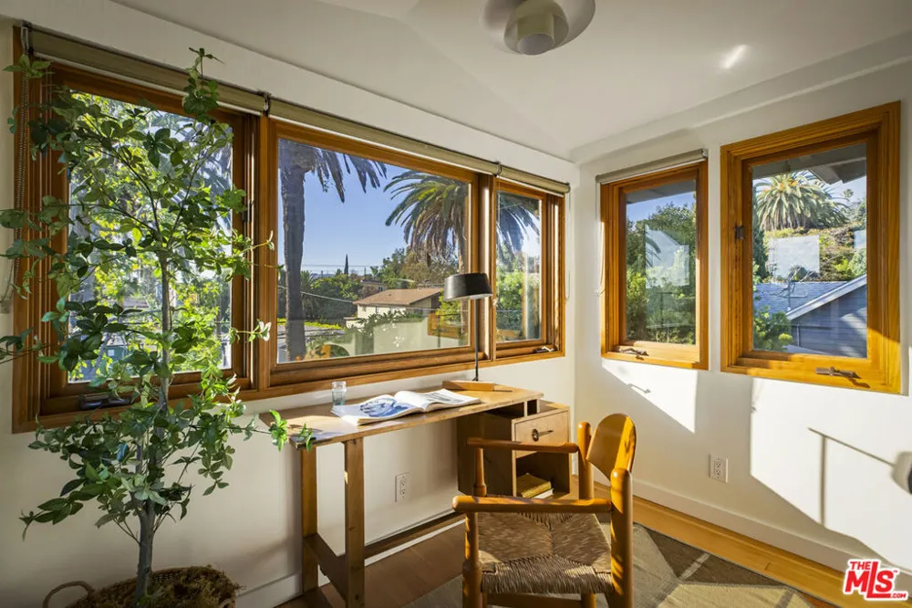 1632 Maltman Avenue Los Angeles, CA 90026