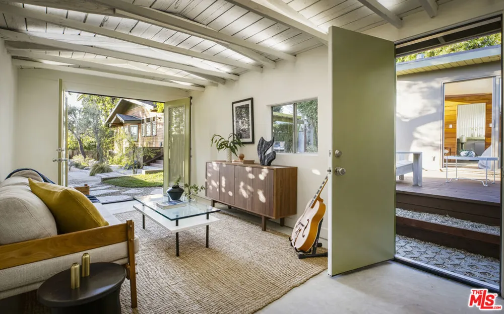 1632 Maltman Avenue Los Angeles, CA 90026