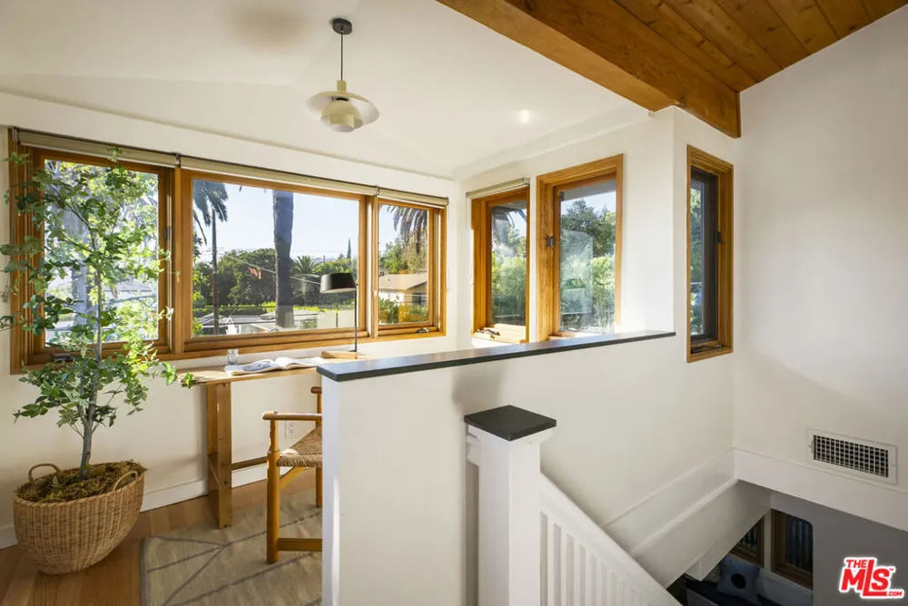 1632 Maltman Avenue Los Angeles, CA 90026