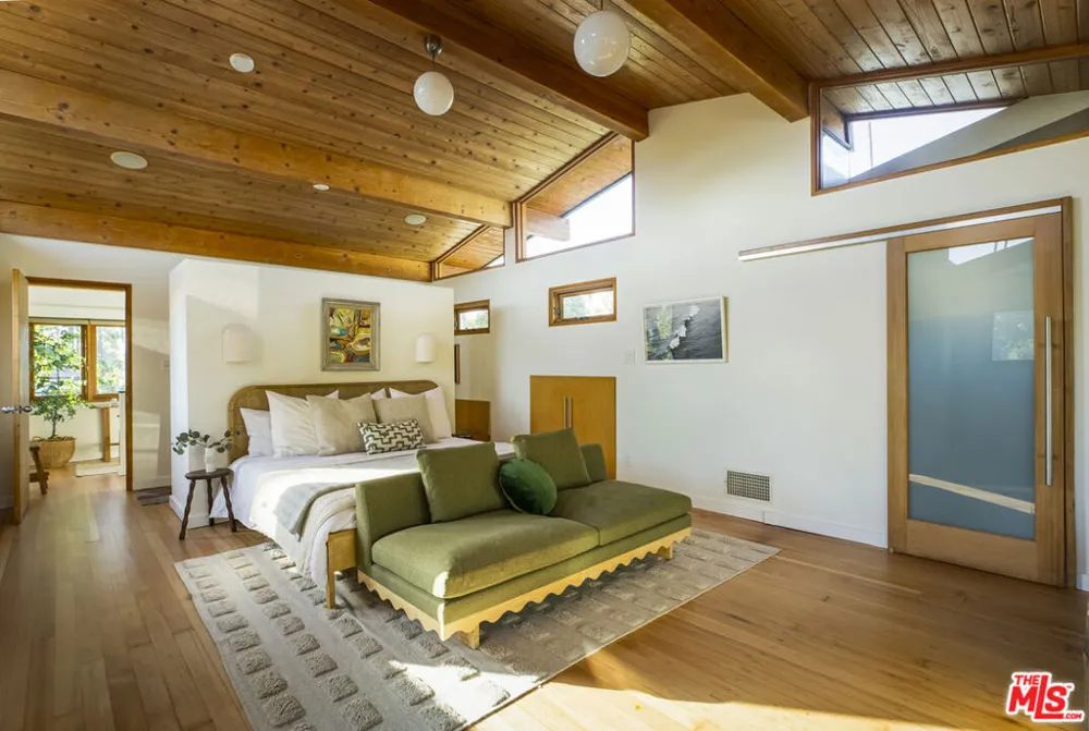 1632 Maltman Avenue Los Angeles, CA 90026