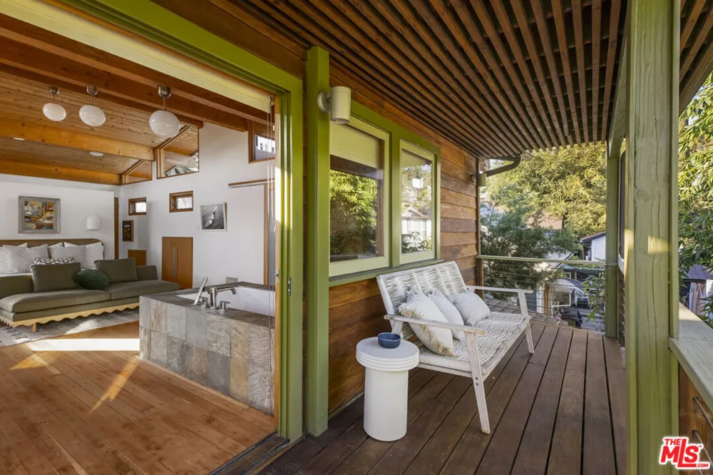 1632 Maltman Avenue Los Angeles, CA 90026