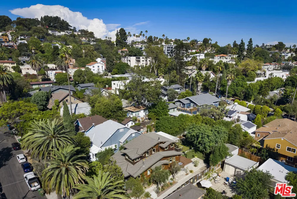 1632 Maltman Avenue Los Angeles, CA 90026