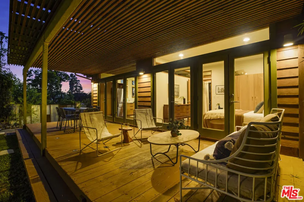1632 Maltman Avenue Los Angeles, CA 90026