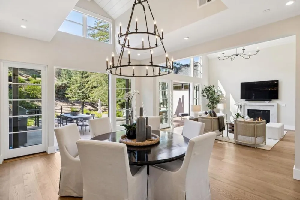 160 Fawn Lane Portola Valley, CA 94028