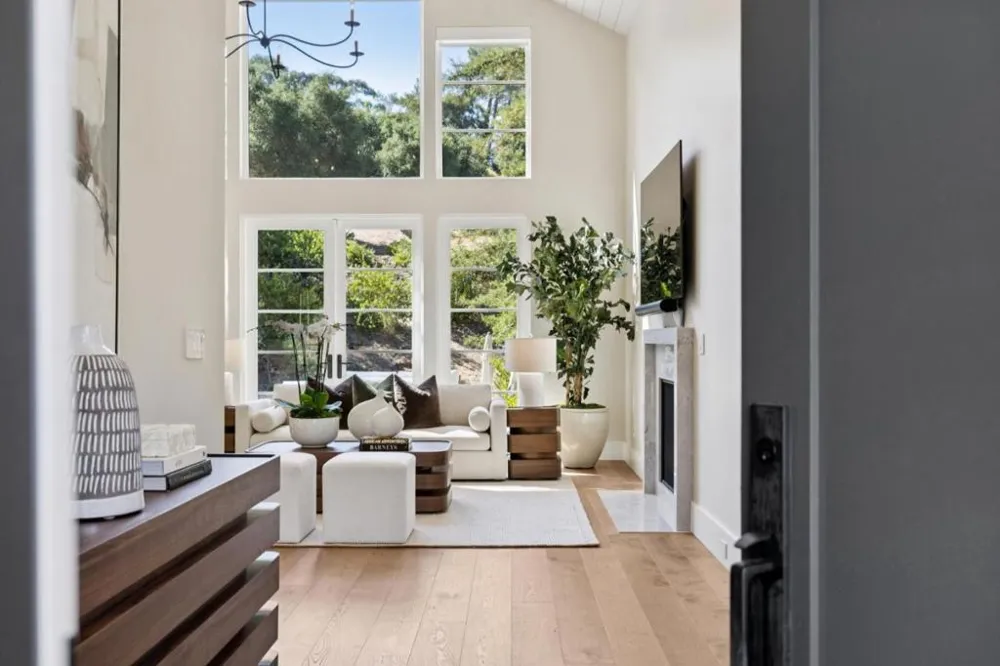 160 Fawn Lane Portola Valley, CA 94028