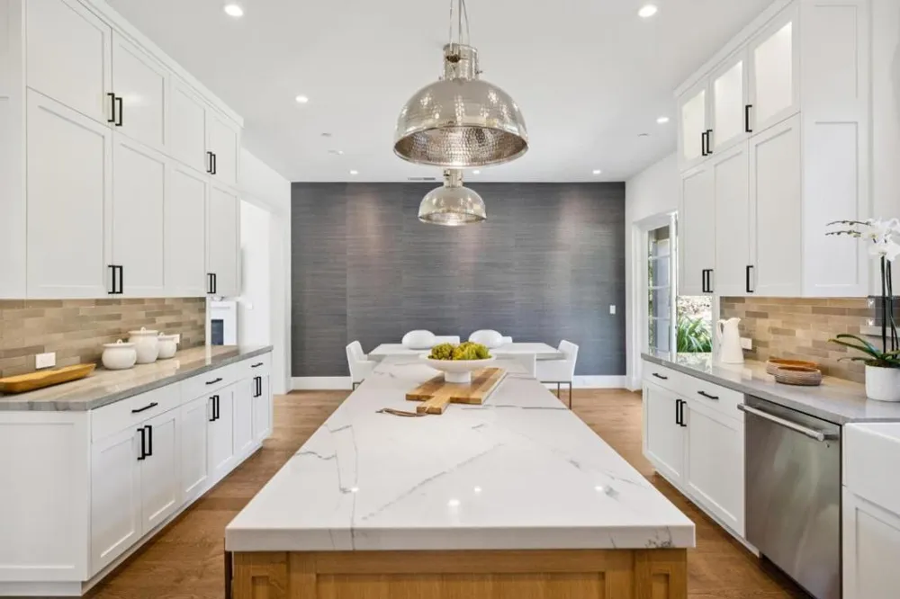 160 Fawn Lane Portola Valley, CA 94028