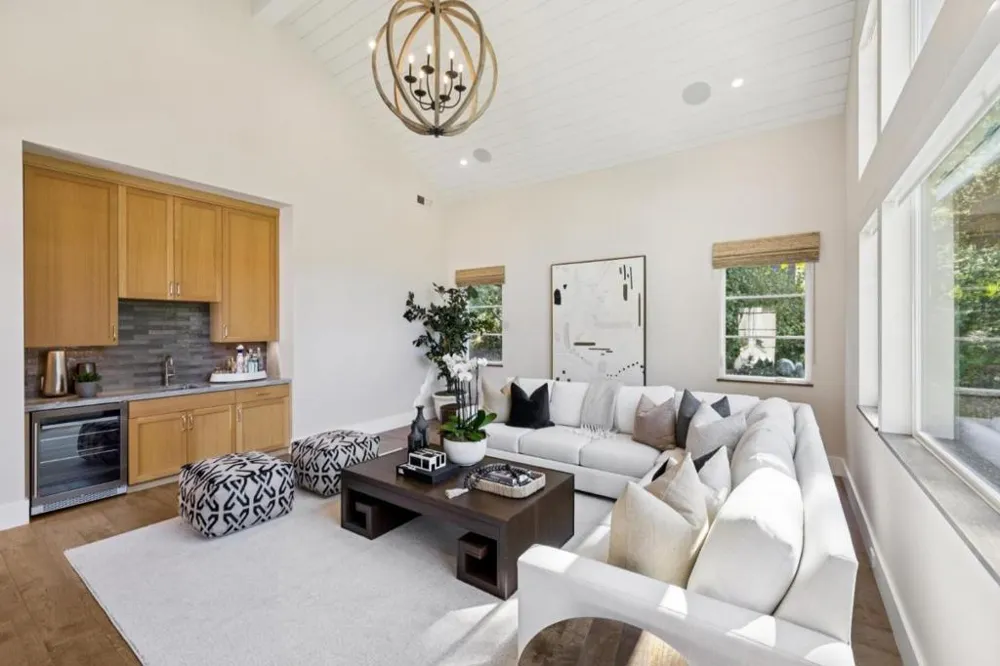 160 Fawn Lane Portola Valley, CA 94028