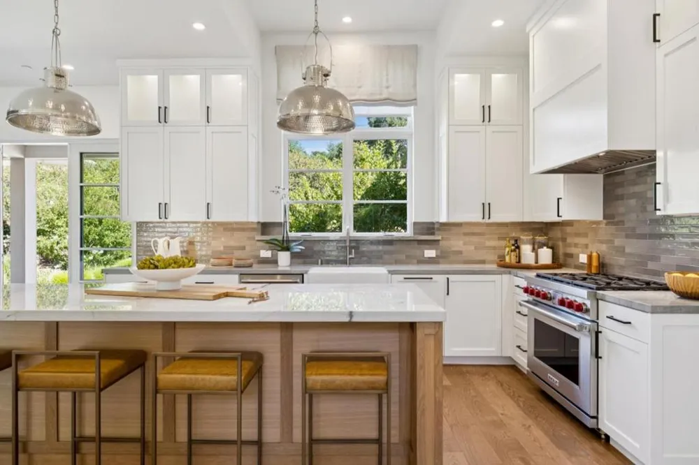 160 Fawn Lane Portola Valley, CA 94028