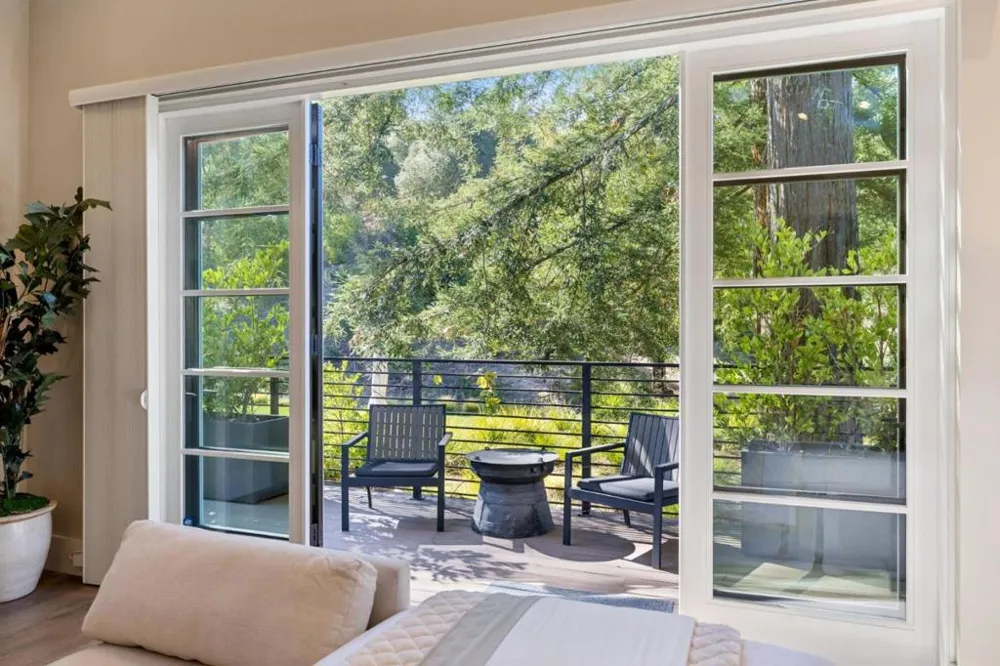 160 Fawn Lane Portola Valley, CA 94028