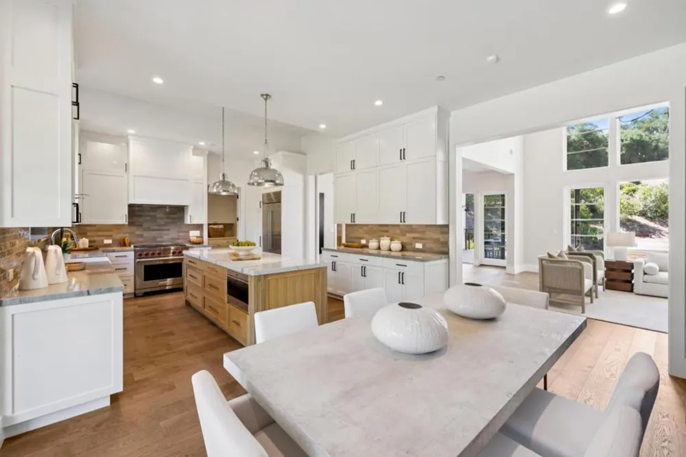 160 Fawn Lane Portola Valley, CA 94028