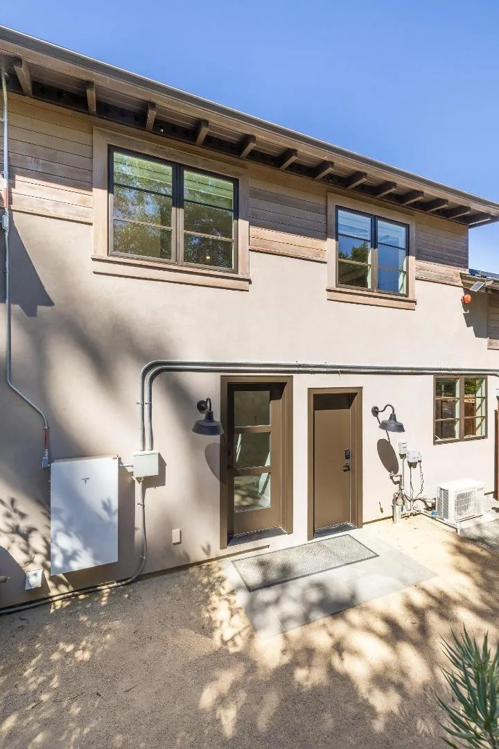 160 Fawn Lane Portola Valley, CA 94028